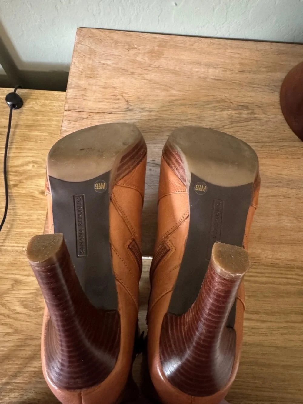 Banana Republic Leather Ankle Boots Heels Tan Size 8.5